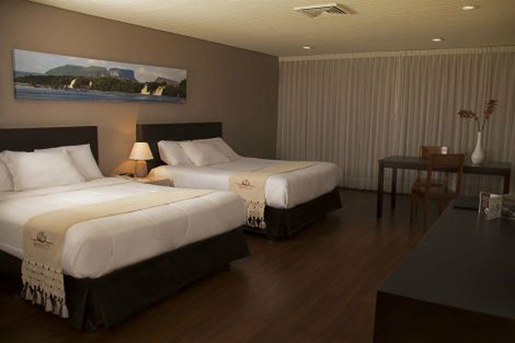 Hotel Paseo De Las Mercedes カラカス エクステリア 写真